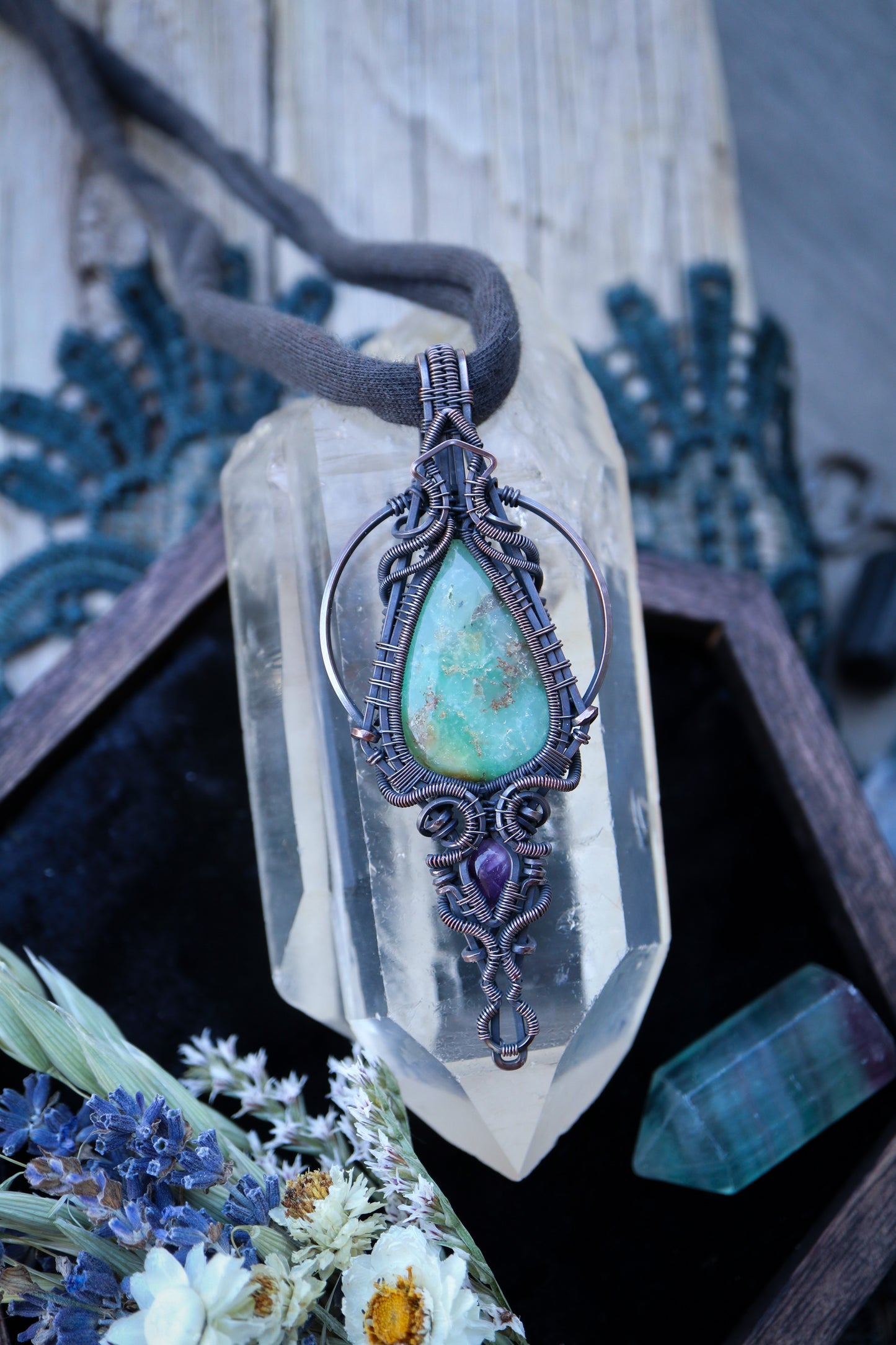 Chrysoprase and Amethyst in Copper