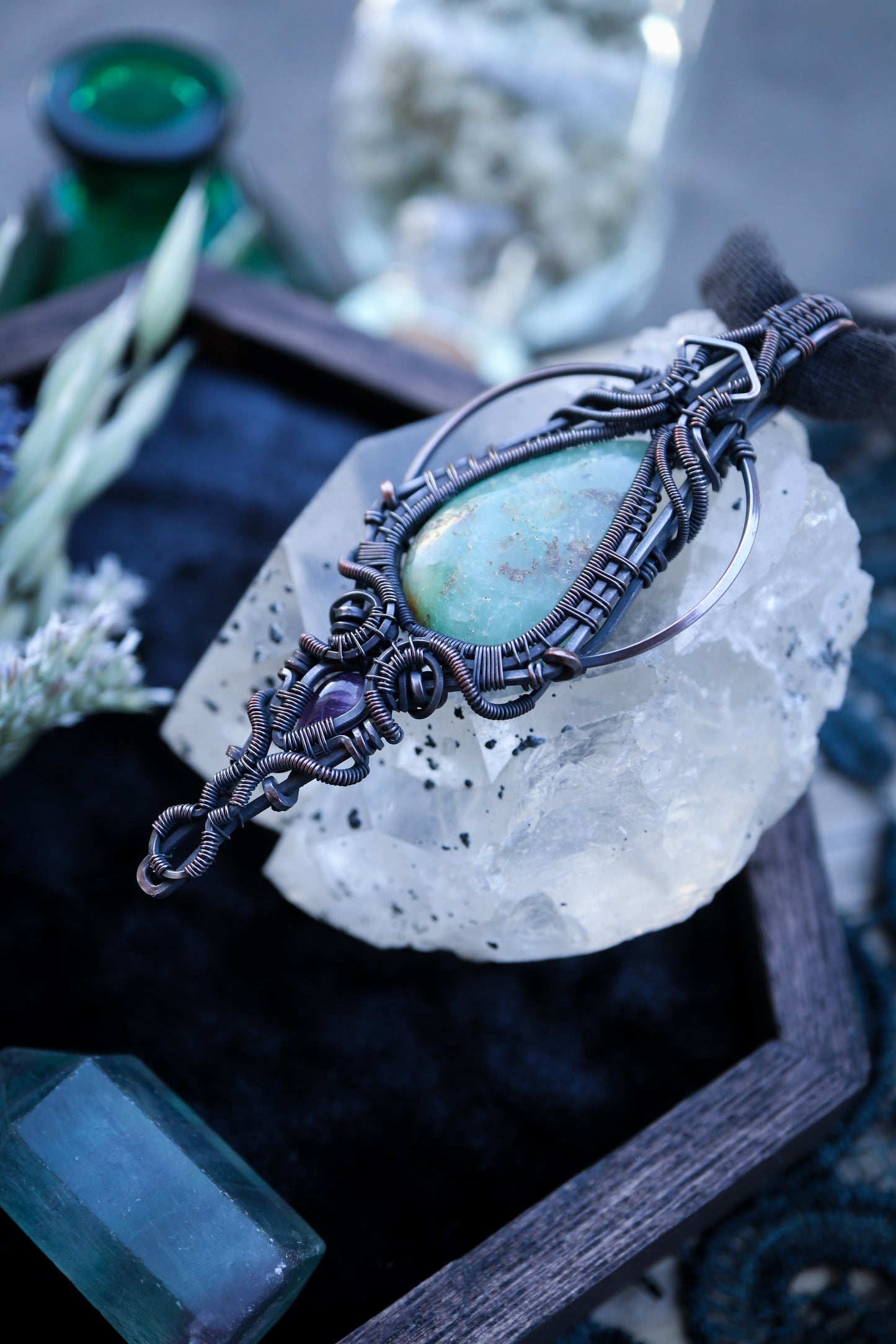 Chrysoprase and Amethyst in Copper